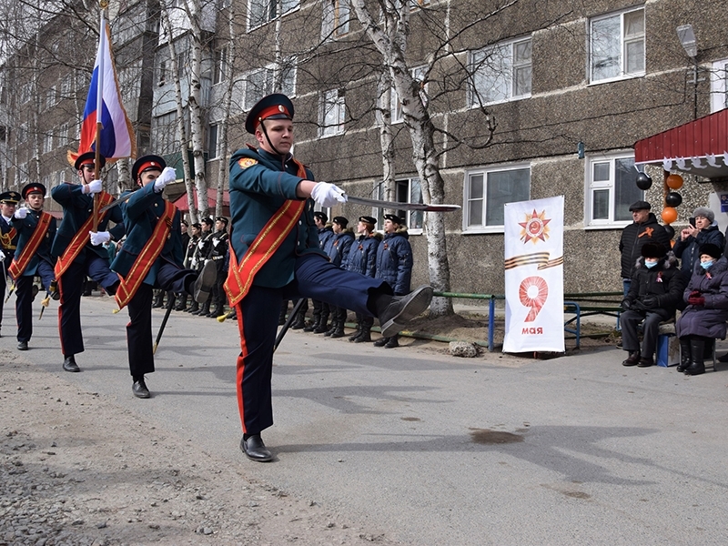 «Парад у дома» с душой для ветерана Петра Васильевича Круглова.