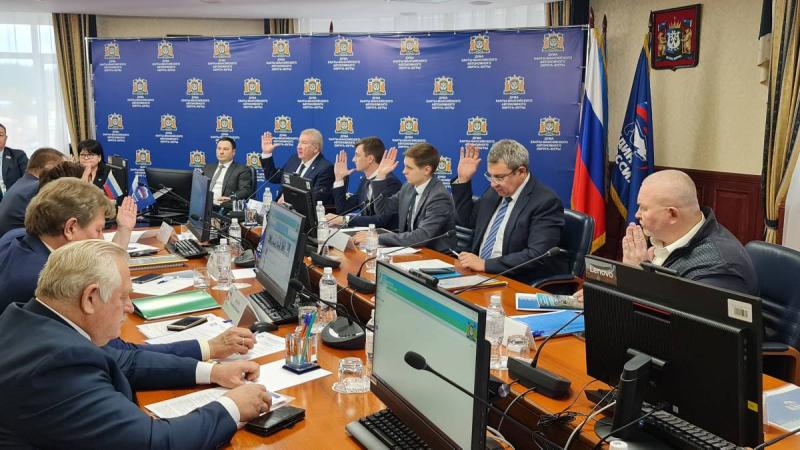 Югорские единороссы подвели итоги работы за первое полугодие 2022 года.