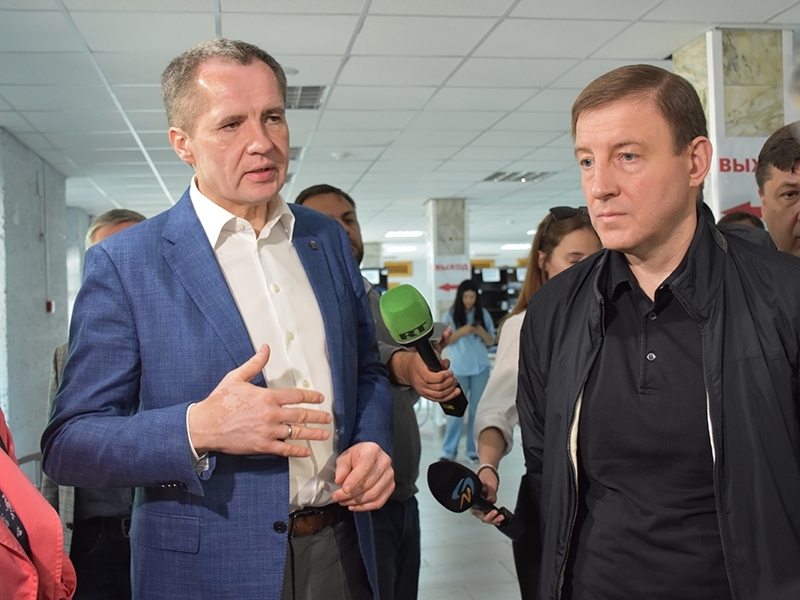 Андрей Турчак: «Единая Россия» оказывает гуманитарную помощь эвакуированным жителям Белгородской области.