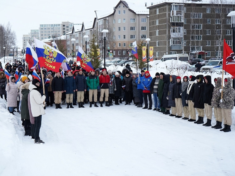 Слава защитникам Отечества: в Мегионе прошел митинг-концерт. Слава защитникам Отечества: в Мегионе прошел митинг-концерт.