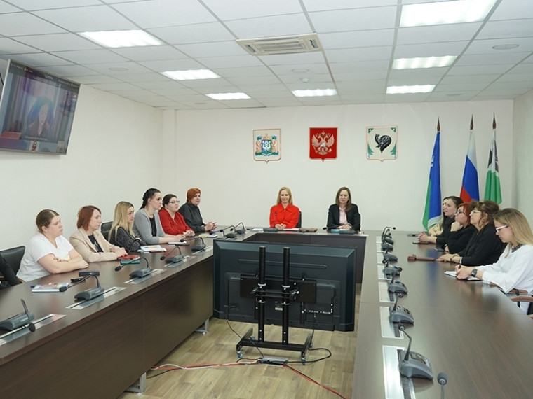 Присоединяйтесь к мегионскому женскому движению!. Присоединяйтесь к мегионскому женскому движению!.