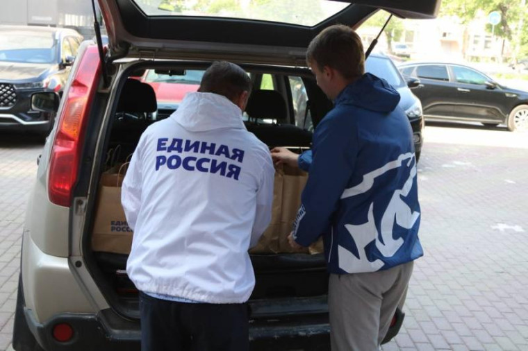 «Единая Россия» внесла законопроект о компенсациях за вред жизни или здоровью волонтёров. «Единая Россия» внесла законопроект о компенсациях за вред жизни или здоровью волонтёров.