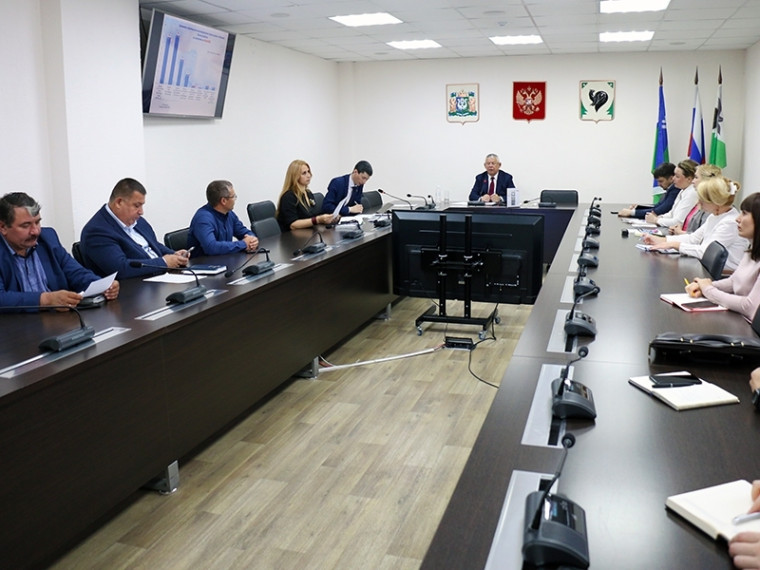 Обработка территорий от насекомых, компьютерный томограф, подготовка города к зиме…. Обработка территорий от насекомых, компьютерный томограф, подготовка города к зиме….