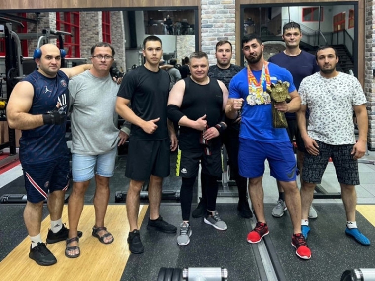 Мегионец Натиг Насибов стал победителем чемпионата мира по пауэрлифтингу!. Мегионец Натиг Насибов стал победителем чемпионата мира по пауэрлифтингу!.