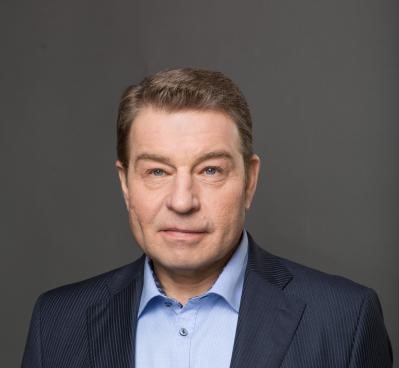 Ремонт межпанельных швов в жилом доме. Ремонт межпанельных швов в жилом доме.