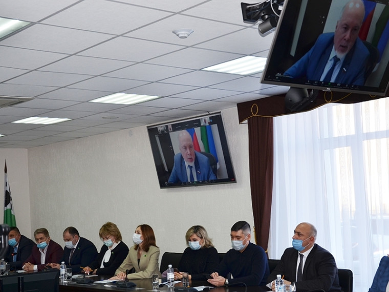 Вадим Шувалов: Благодарю за конструктивное сотрудничество. Вадим Шувалов: Благодарю за конструктивное сотрудничество.