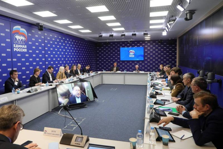 «Единая Россия» проработает с Правительством меры по обеспечению продовольственной безопасности. «Единая Россия» проработает с Правительством меры по обеспечению продовольственной безопасности.