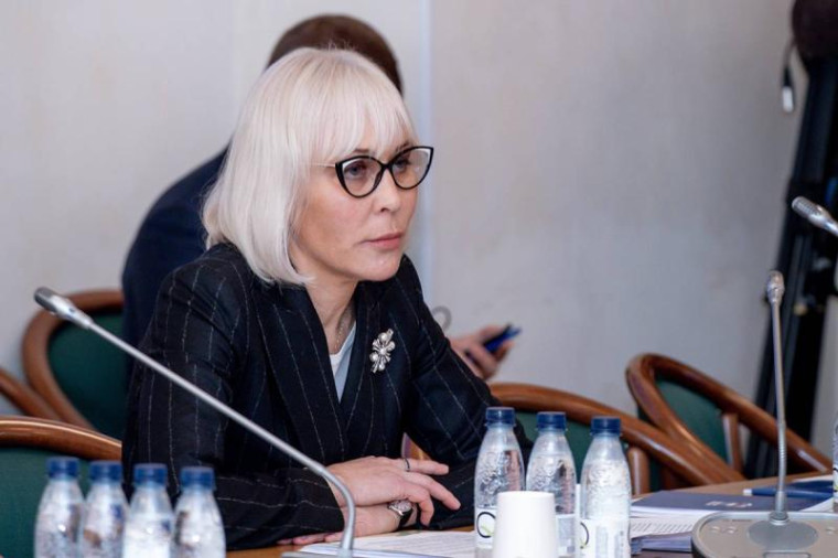 «Единая Россия» запускает акцию по сбору и доставке семян и саженцев на Донбасс. «Единая Россия» запускает акцию по сбору и доставке семян и саженцев на Донбасс.
