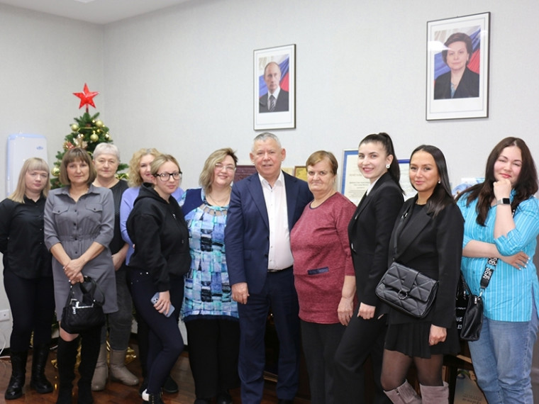 Глава города встретился с семьями мобилизованных мегионцев. Глава города встретился с семьями мобилизованных мегионцев.
