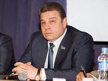Из аварийного дома в новую квартиру. Из аварийного дома в новую квартиру.