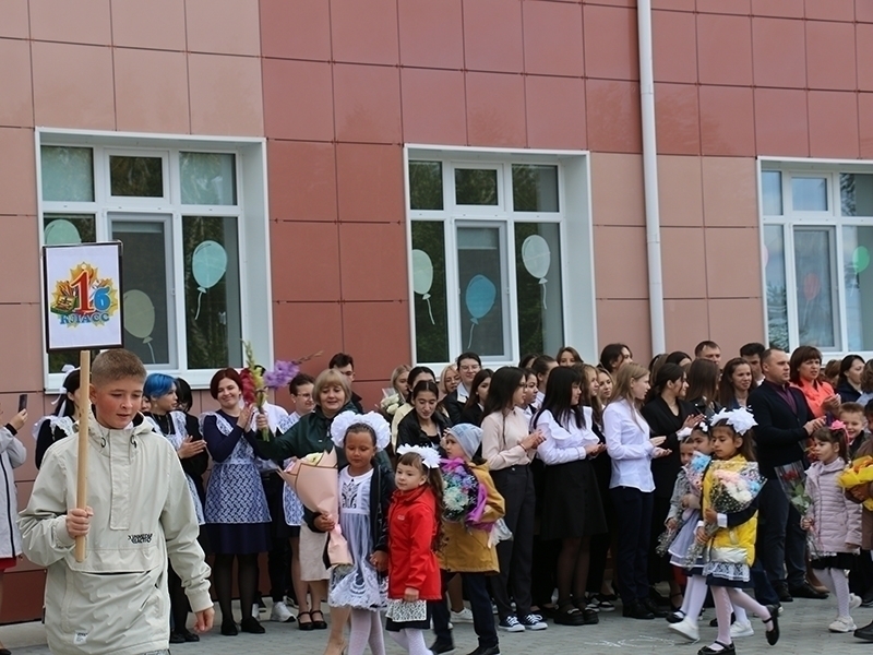 Праздник знаний стучится в наши двери!.