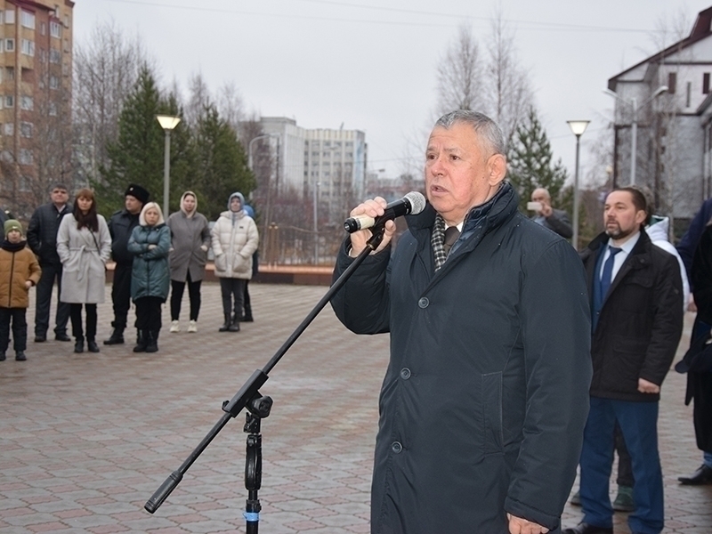 Возвращайтесь с победой, мы вас любим и будем очень ждать!.